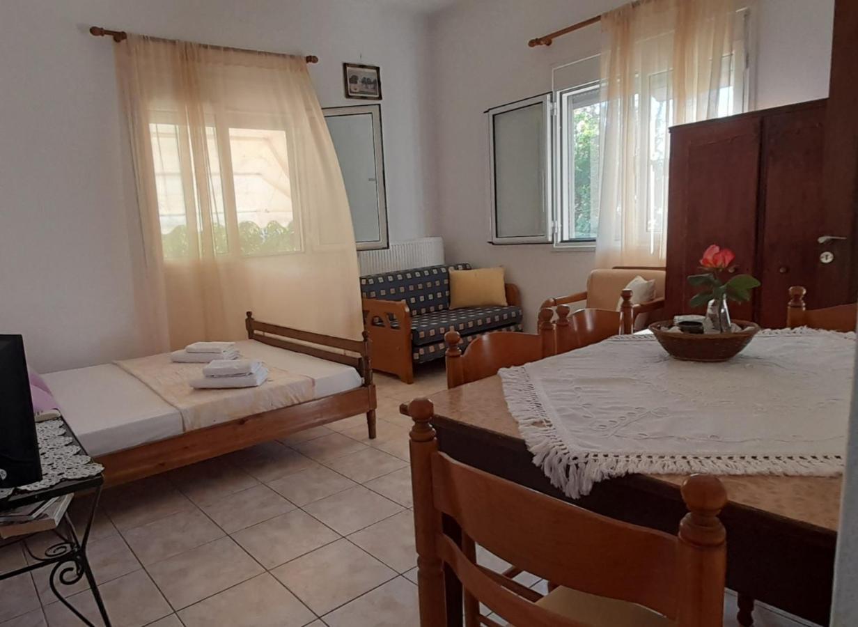 Το Σπίτι Της Ελένης Apartment Vlachia Ngoại thất bức ảnh