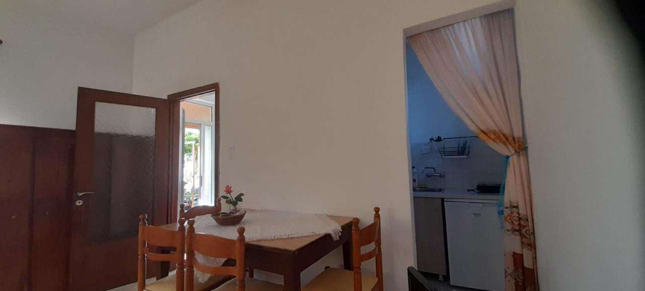 Το Σπίτι Της Ελένης Apartment Vlachia Ngoại thất bức ảnh
